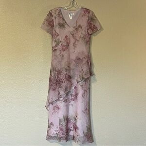 Miss Dorby Vintage Size 8 Soft Blush Floral V-Neck Short Sleeve Maxi Dress